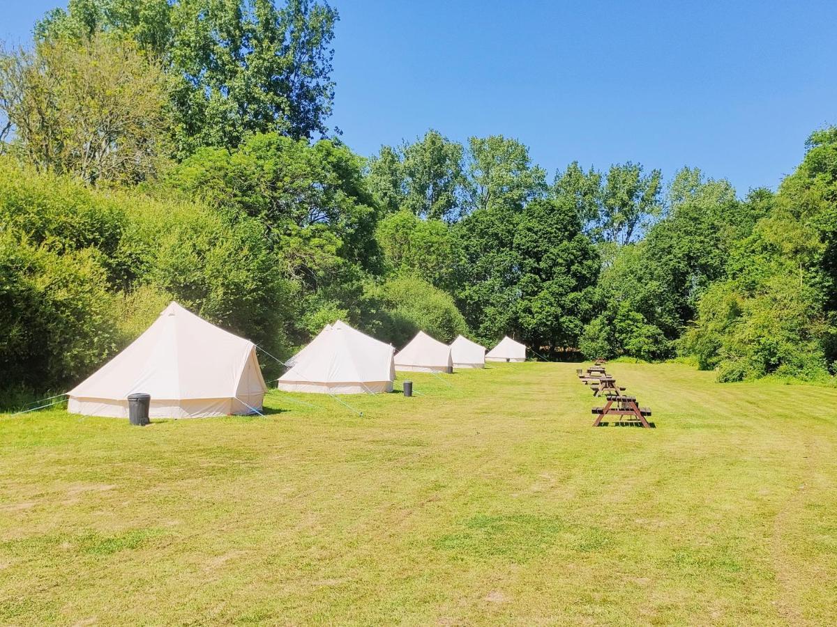 ホテル Battle Pods And Bells Glamping エクステリア 写真